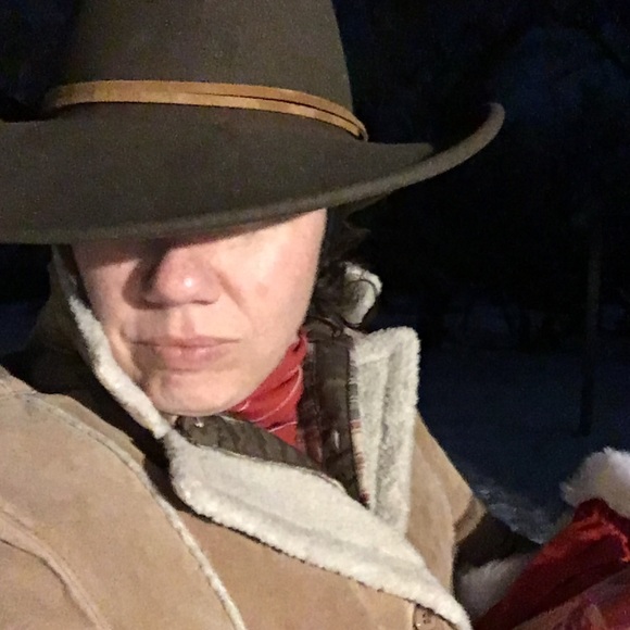 Meet your Posher, Chris - Picture 7 of 7